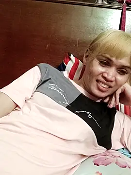 QueenSoreal online show from June 17, 2:51 pm