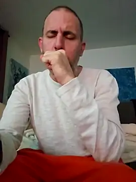 verylargecock online show from December 17, 8:20 am