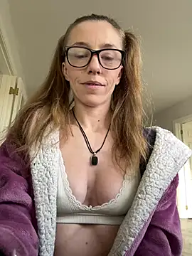 Heidi Harper online show from January 2, 10:37 am