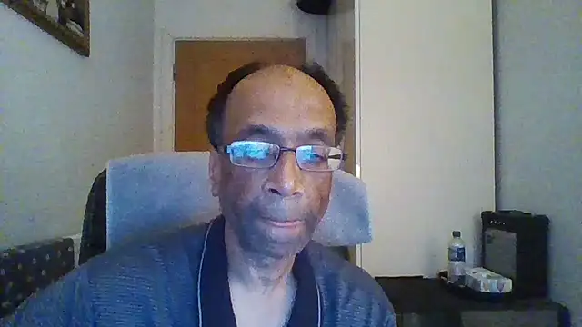 rauncher1 online show from October 13, 8:36 am