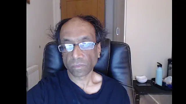 Snapshot of rauncher1 chatting on June 5, 8:09 am rauncher1 online show from June 5, 8:09 am