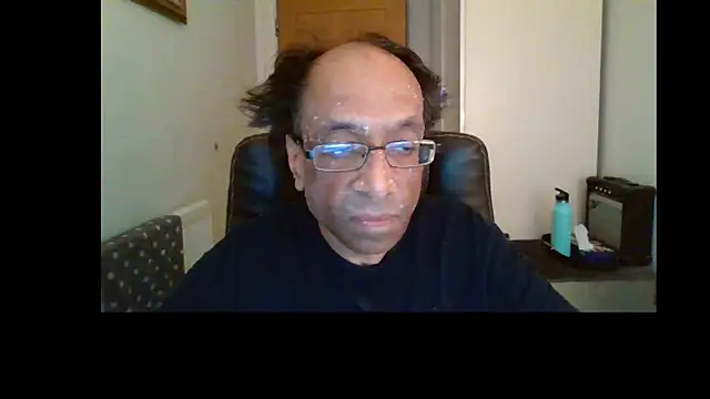 Snapshot of rauncher1 chatting on June 11, 8:12 am rauncher1 online show from June 11, 8:12 am