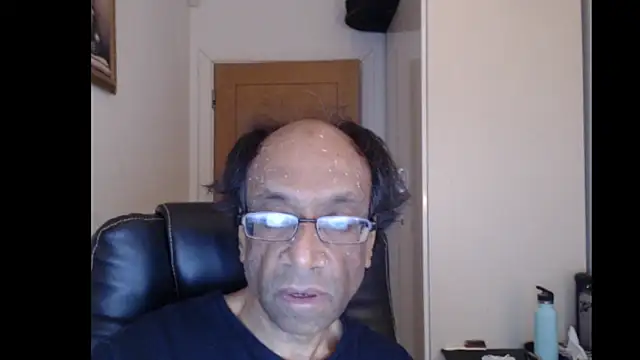 Snapshot of rauncher1 chatting on June 12, 8:02 am rauncher1 online show from June 12, 8:02 am