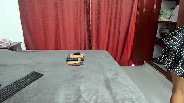 LUISSA  online show from November 30, 11:25 am