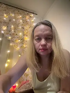 Susanel online show from December 20, 2:16 pm