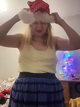 Susanel online show from December 31, 3:42 pm