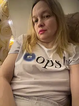 Susanel online show from January 9, 4:49 pm