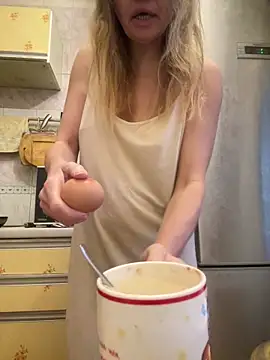 Susanel online show from November 16, 1:28 pm