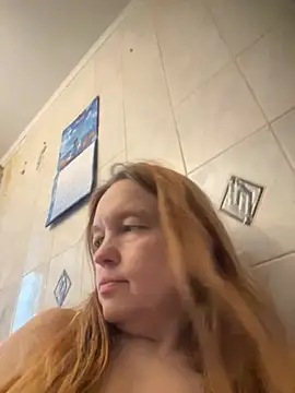 Snapshot of Susanel chatting on April 15, 11:06 am Susanel online show from April 15, 11:06 am