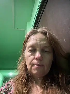 Snapshot of Susanel chatting on June 14, 10:01 pm Susanel online show from June 14, 10:01 pm