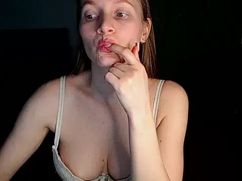 Shantidol online show from February 13, 11:15 pm