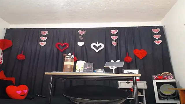 Litas Secrets online show from February 12, 9:11 pm