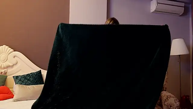 FeliciaKrige online show from March 5, 8:42 pm