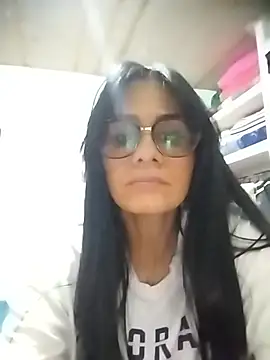 Snapshot of Loreana_devil chatting on February 23, 9:34 pm Loreana devil online show from February 23, 9:34 pm