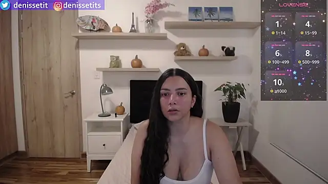 DenisseTits online show from October 20, 8:20 pm