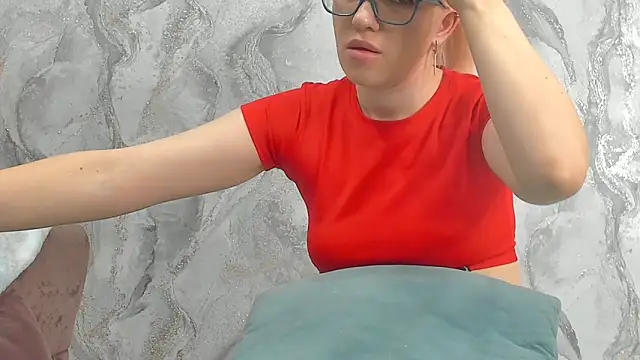 Snapshot of succubus chatting on February 27, 6:18 am succubus online show from February 27, 6:18 am