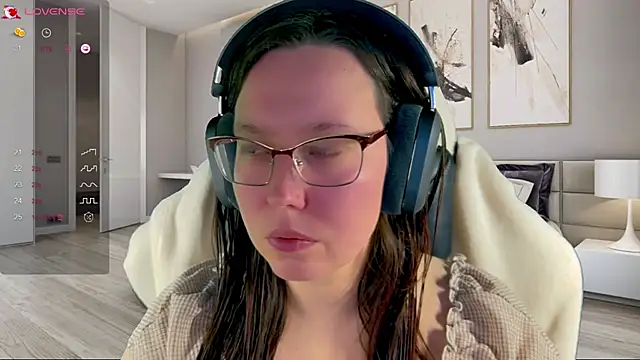 Victoria Romans online show from November 1, 12:01 am