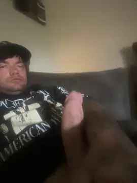 Snapshot of cumgitsumdic chatting on November 8, 10:19 pm cumgitsumdic online show from November 8, 10:19 pm