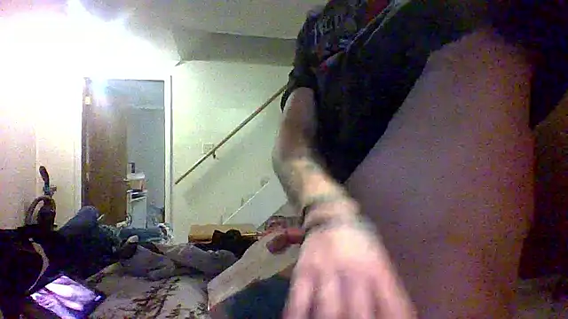 Snapshot of cumgitsumdic chatting on January 7, 4:15 am cumgitsumdic online show from January 7, 4:15 am