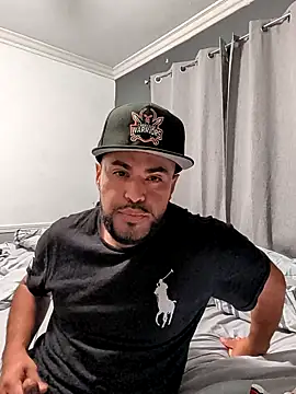 gardy8585 online show from October 11, 1:09 pm