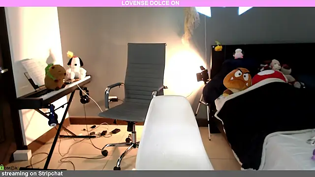 minarocket  online show from February 22, 4:19 pm