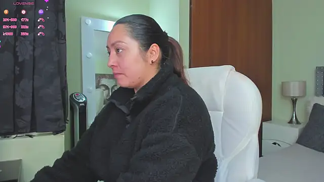 Kyllie B online show from February 18, 2:27 am