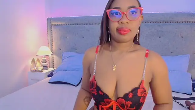 CaseyMoon online show from June 20, 12:19 pm