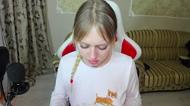 ElinOceanX online show from December 4, 8:18 pm