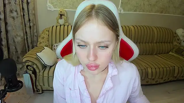ElinOceanX online show from December 8, 3:02 pm
