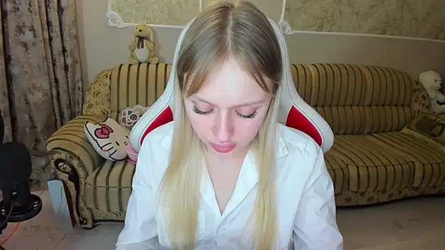 ElinOceanX online show from December 8, 6:39 pm