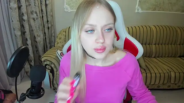 ElinOceanX online show from December 15, 3:53 pm