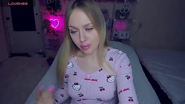 ElinOceanX online show from March 15, 3:48 pm