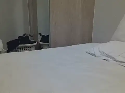 sara kimoo online show from March 5, 8:42 pm