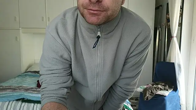 Snapshot of Dharmare@xh chatting on February 13, 8:10 am Dharmarexh online show from February 13, 8:10 am