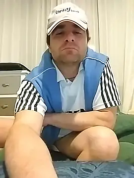 Snapshot of Dharmare@xh chatting on February 13, 9:00 pm Dharmarexh online show from February 13, 9:00 pm