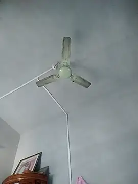 Snapshot of Dogol1990 chatting on October 1, 5:57 am Dogol1990 online show from October 1, 5:57 am