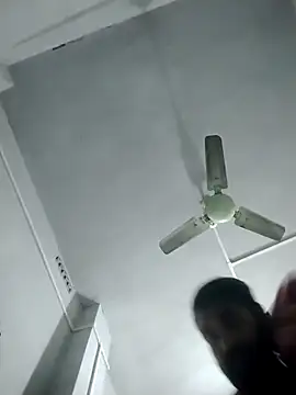 Snapshot of Dogol1990 chatting on October 12, 7:13 pm Dogol1990 online show from October 12, 7:13 pm