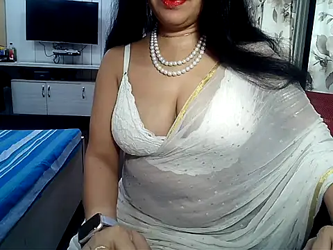 yourradhika online show from December 30, 6:05 pm