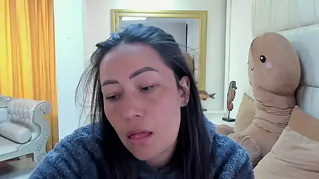 gaby trent online show from February 3, 1:51 pm