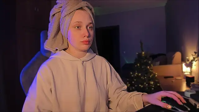 Rachel Ro online show from December 26, 3:42 pm