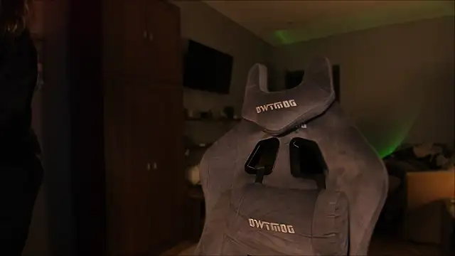 Rachel Ro online show from January 18, 2:36 am