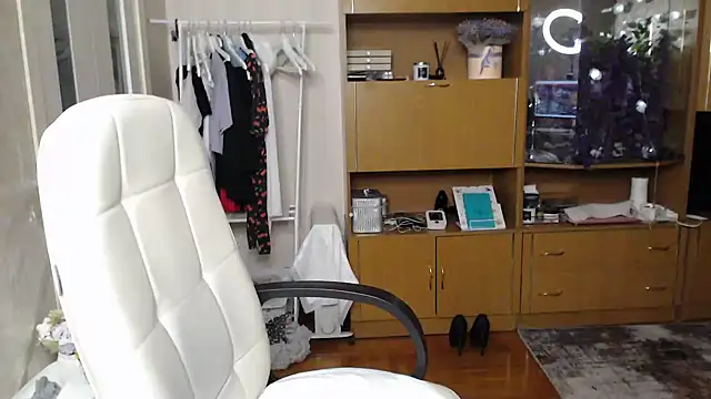 Snapshot of Mika_Passion chatting on October 11, 7:56 pm Mika Passion online show from October 11, 7:56 pm