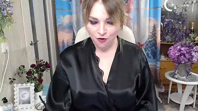 Snapshot of Mika_Passion chatting on April 3, 7:17 am Mika Passion online show from April 3, 7:17 am
