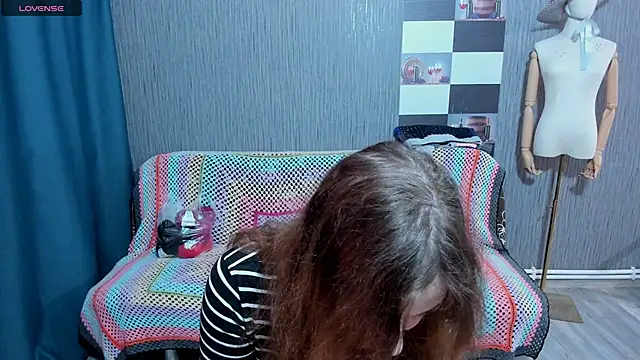 pa1e pr1ncess online show from November 13, 8:24 am