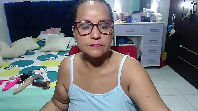 pervert mommy  online show from February 27, 11:10 am