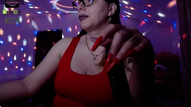 SonyaDevon online show from February 11, 4:11 am