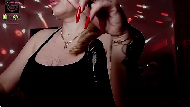 SonyaDevon online show from February 26, 4:14 am