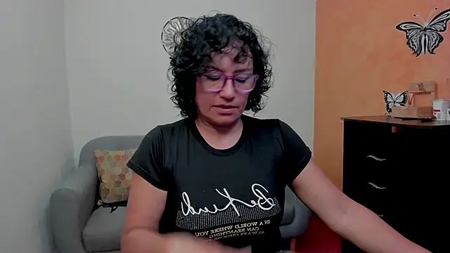 scarlet wet online show from June 24, 8:19 pm
