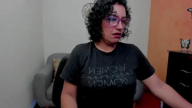 scarlet wet online show from June 26, 12:04 am