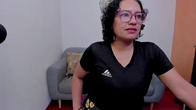 scarlet wet online show from July 17, 11:09 pm